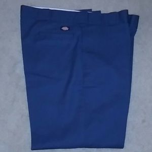 Like new! Dickie's Original Fit 44x32 pants